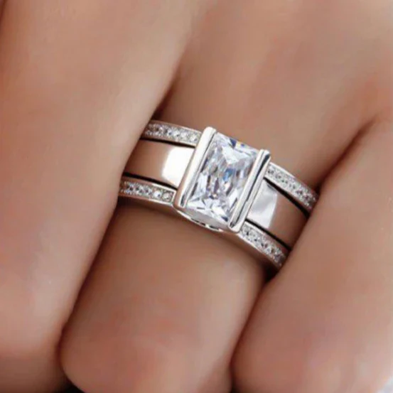 Antique Inlaid Glass Ring | White Gold
