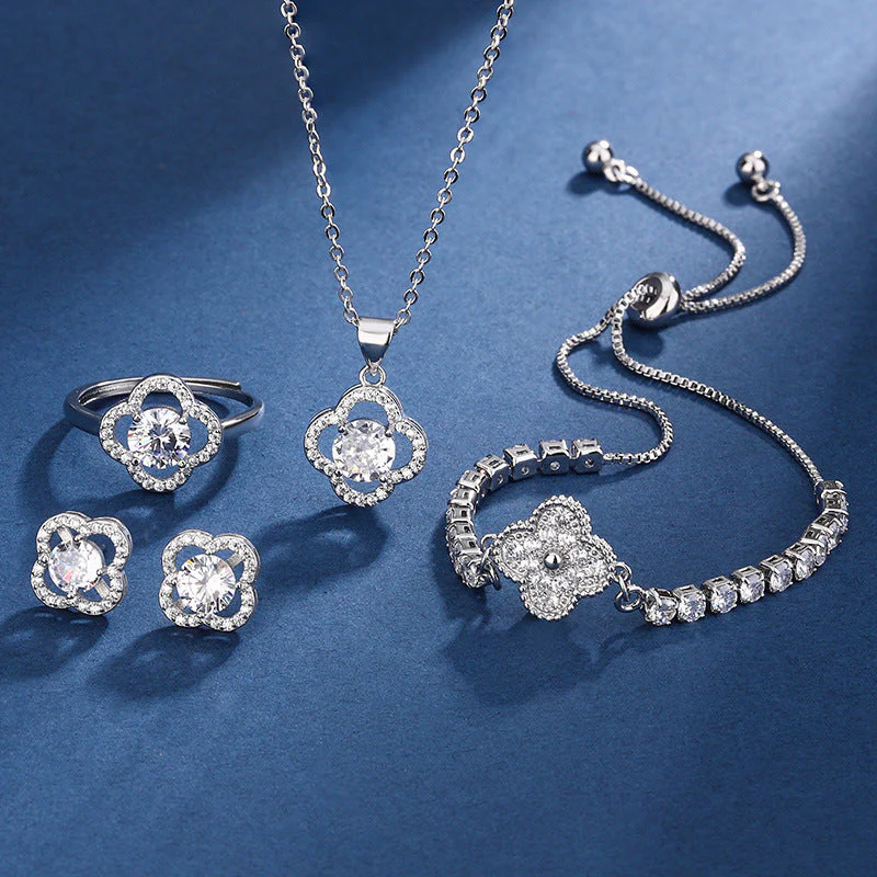 Aria Clover Charm Set | White Gold