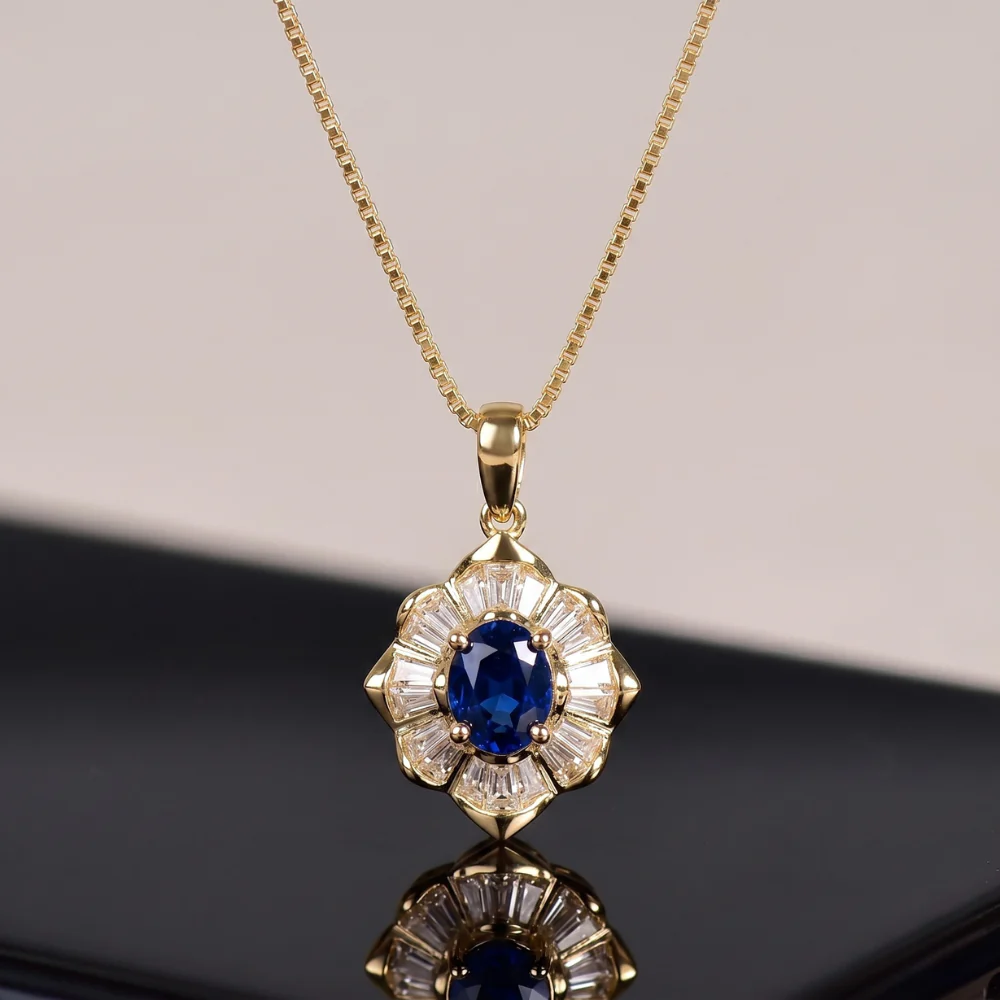 Kavella Noctazure Necklace | Gold