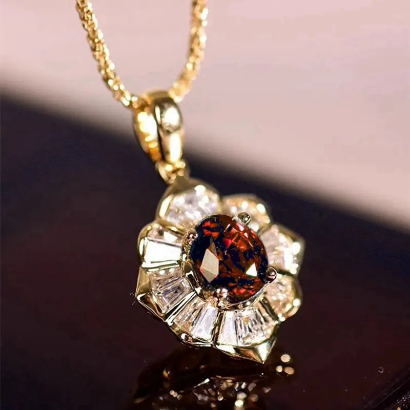 Kavella Solcrimson Necklace | Gold - Image 2