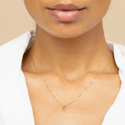 Love letter initial necklace - Gold - Image 6